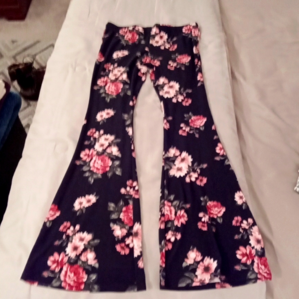 Gorgeous black black pants with flowers gorgeous pink flowers ladies dress slack